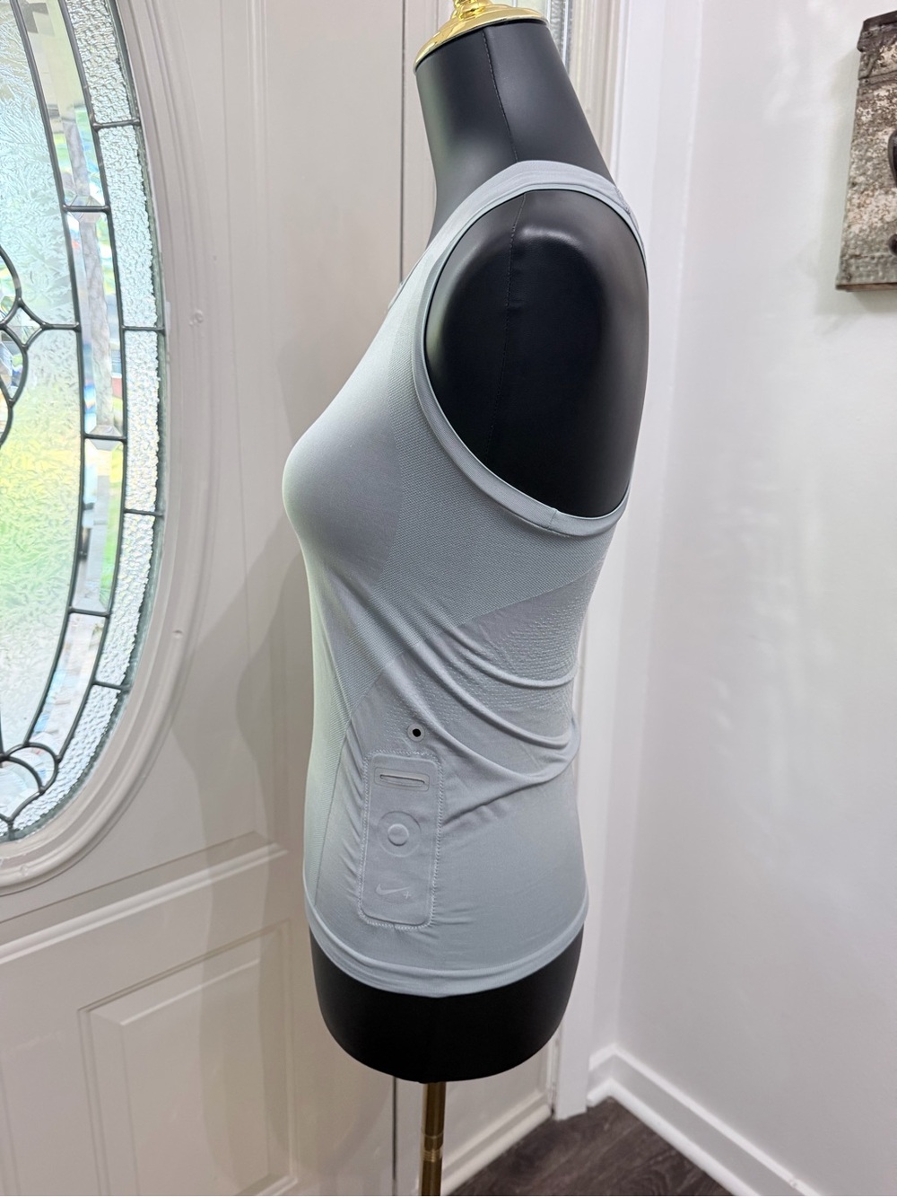 Nike Dri-FIT Women’s Seamless Racerback Athletic Tank Top Gray - Picture 3 of 9